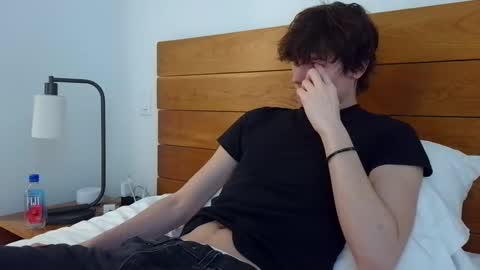 Cam online show from February 25, 7:25 pm