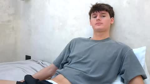 Cam online show from October 8, 7:00 pm