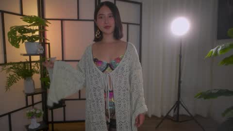 Snapshot of sensualcherry_ chatting on January 30, 1:11 am Maria- OF sensual bee online show from January 30, 1:11 am
