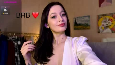 sensuallucy233 online show from December 23, 5:49 am