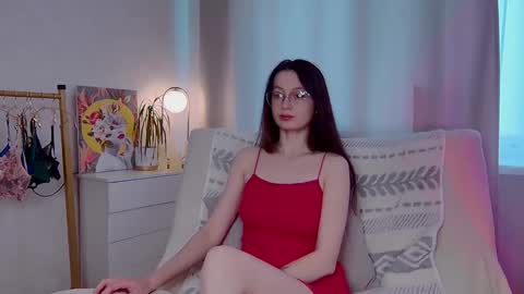 Snapshot of sensuallucy233 chatting on June 10, 10:25 am sensuallucy233 online show from June 10, 10:25 am