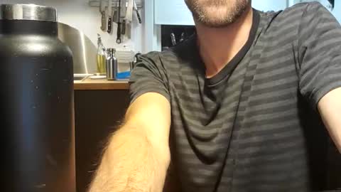 Snapshot of sensuasculine chatting on October 10, 8:41 pm Matt online show from October 10, 8:41 pm