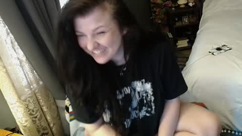 Tara online show from November 22, 2:38 pm