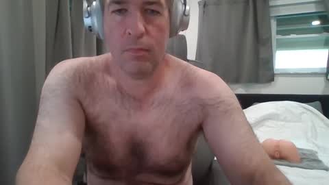 Snapshot of senyai40 chatting on October 10, 5:45 pm senyai40 online show from October 10, 5:45 pm