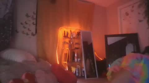 sequoia8888 online show from April 15, 7:15 am