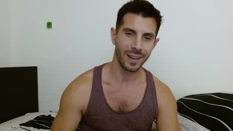Snapshot of serafino94 chatting on December 17, 3:39 pm serafino94 online show from December 17, 3:39 pm