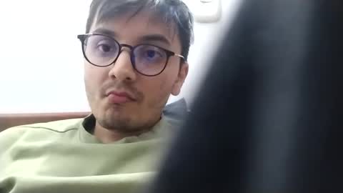 Seb online show from December 19, 6:23 pm