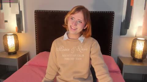 Seraphine star online show from March 27, 12:49 am