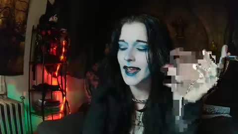 Seraphin Munster online show from November 5, 6:08 pm