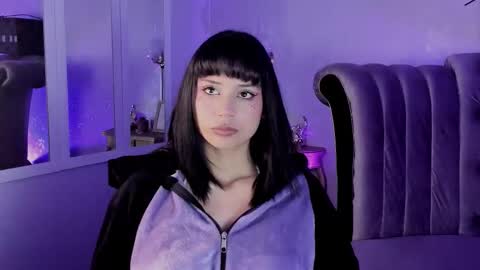 Snapshot of seren_bleck chatting on October 1, 2:50 am Seren Follow me online show from October 1, 2:50 am