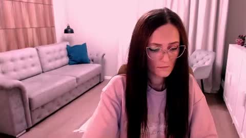 Serena online show from August 7, 10:17 am