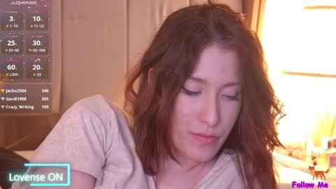 Snapshot of serena_bennet chatting on December 16, 1:42 am Serena online show from December 16, 1:42 am