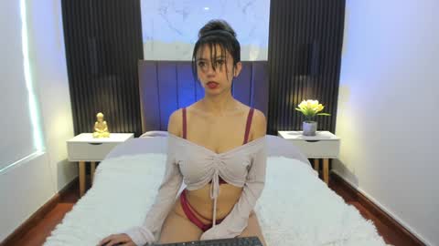 Serene online show from December 12, 12:44 pm