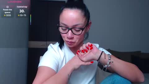 SereneSophi online show from February 19, 2:51 am