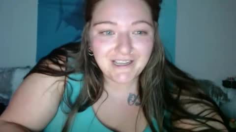 Snapshot of serenityysavage chatting on February 25, 5:52 am Serenity online show from February 25, 5:52 am