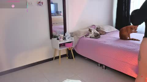 Serenna Cruz online show from March 31, 8:31 pm