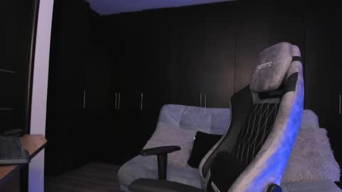 Snapshot of sergi_mancini11 chatting on December 20, 11:12 pm Sergi Mancini online show from December 20, 11:12 pm