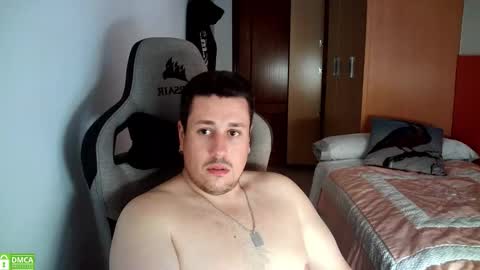 Snapshot of sergio95n chatting on October 9, 2:04 pm Pollos online show from October 9, 2:04 pm