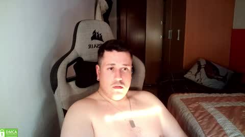 Snapshot of sergio95n chatting on October 30, 3:57 pm Pollos online show from October 30, 3:57 pm