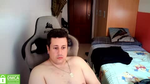 Pollos online show from May 31, 2:24 pm