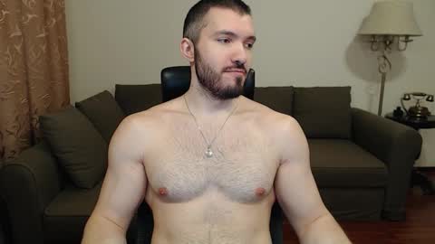 Snapshot of sergiotitan3271 chatting on December 2, 1:36 am Serg Superior online show from December 2, 1:36 am