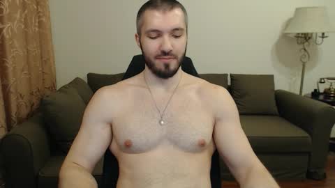 Snapshot of sergiotitan3271 chatting on November 8, 2:01 am Serg Superior online show from November 8, 2:01 am