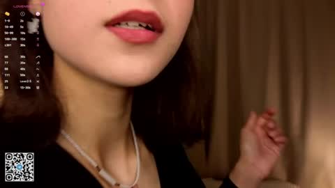 Snapshot of serinazele chatting on June 17, 6:31 pm Melissa online show from June 17, 6:31 pm