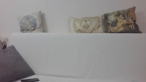 sero98313230 online show from April 24, 6:05 am