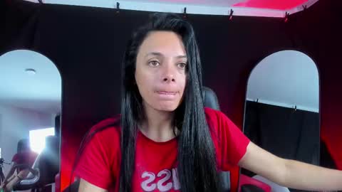 LUCERO online show from October 26, 3:45 am