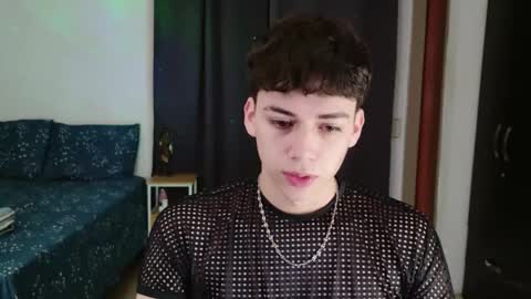 Snapshot of seth_ryder chatting on May 15, 7:32 pm seth_ryder online show from May 15, 7:32 pm