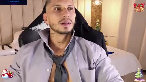 HEY IM SETH online show from December 24, 2:32 am