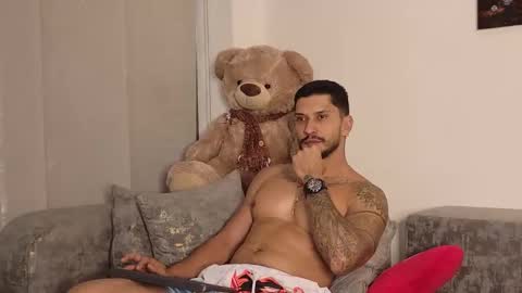 HEY IM SETH online show from May 28, 7:00 pm
