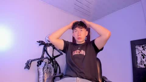 david  online show from November 8, 12:33 am