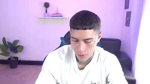 Thomas online show from October 28, 3:14 pm