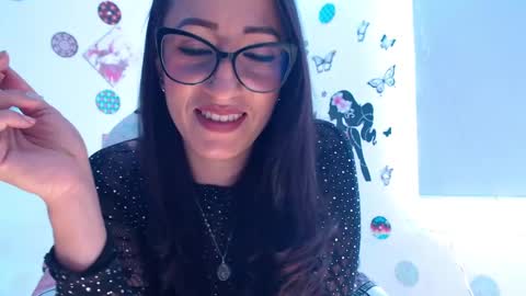 Snapshot of seuctive_woman57 chatting on January 31, 4:17 pm samy online show from January 31, 4:17 pm