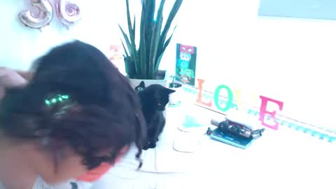 Snapshot of seuctive_woman57 chatting on September 24, 6:33 pm samy online show from September 24, 6:33 pm