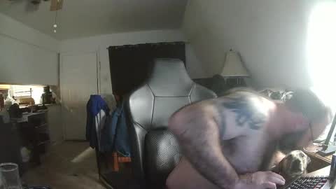 Snapshot of seveninchrichard chatting on February 3, 12:47 am Seven online show from February 3, 12:47 am