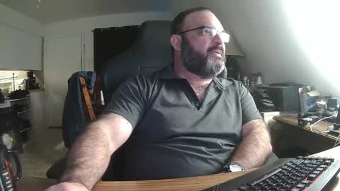 Snapshot of seveninchrichard chatting on February 6, 5:14 am Seven online show from February 6, 5:14 am