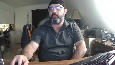 Snapshot of seveninchrichard chatting on February 6, 12:05 pm Seven online show from February 6, 12:05 pm