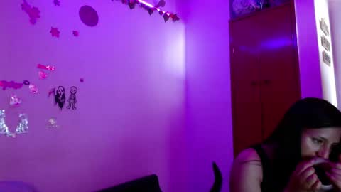 Snapshot of sex_addicts777 chatting on May 27, 8:39 pm Ask us online show from May 27, 8:39 pm