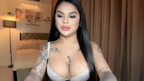 tan online show from May 24, 12:26 am