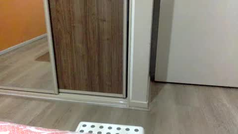 hotcock online show from March 31, 2:02 am