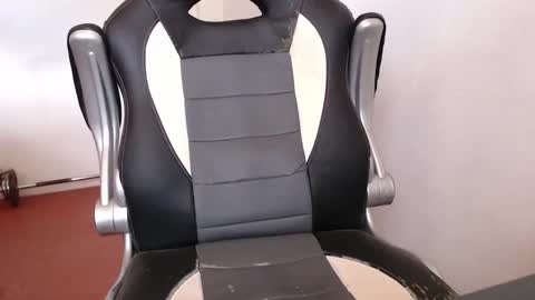 arnold online show from December 27, 5:05 pm