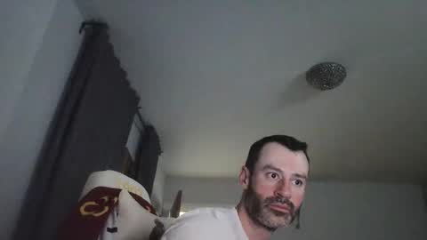 Snapshot of sexbrute chatting on May 18, 3:24 am sexbrute online show from May 18, 3:24 am