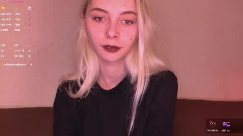 Dina online show from November 15, 8:38 pm