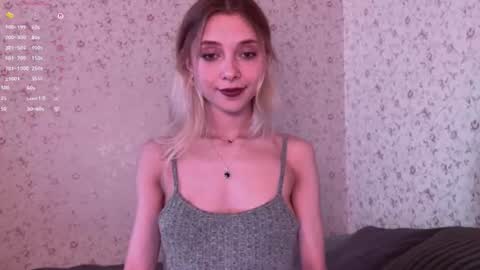 Snapshot of sexdrugg666 chatting on July 17, 3:39 pm Dina online show from July 17, 3:39 pm