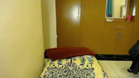 Snapshot of sexie_desire chatting on February 25, 2:37 pm Mari online show from February 25, 2:37 pm