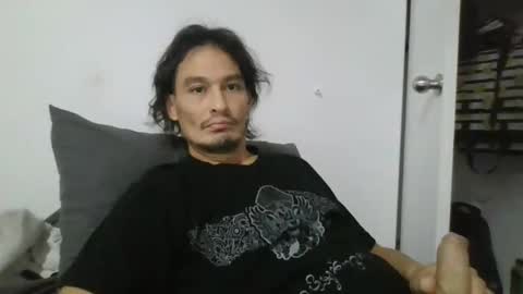 Snapshot of sexiiisenseiii chatting on January 2, 1:19 pm dankdiggler online show from January 2, 1:19 pm