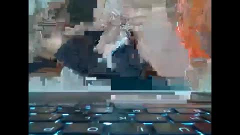 Snapshot of sexiiisenseiii chatting on January 18, 10:39 pm dankdiggler online show from January 18, 10:39 pm