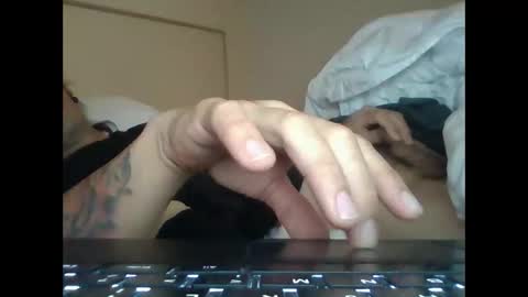 Snapshot of sexiiisenseiii chatting on February 26, 5:39 pm dankdiggler online show from February 26, 5:39 pm